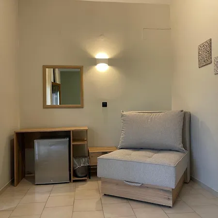 Aparthotel Mamali 3*